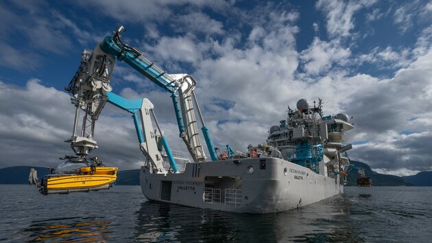 Winches and Offshore Equipment